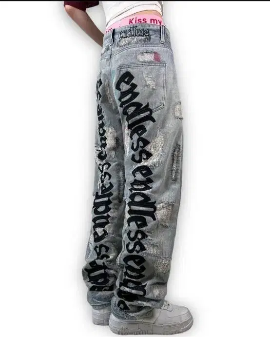 Endless embroidery lettering denim pants